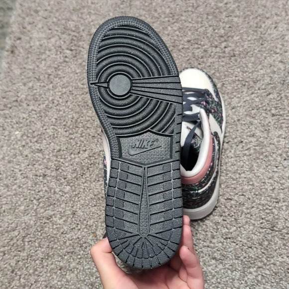 Air Jordan 1 Mid - Picture 5 of 7